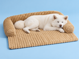 Coussin Sable avec Neji — studio détail
